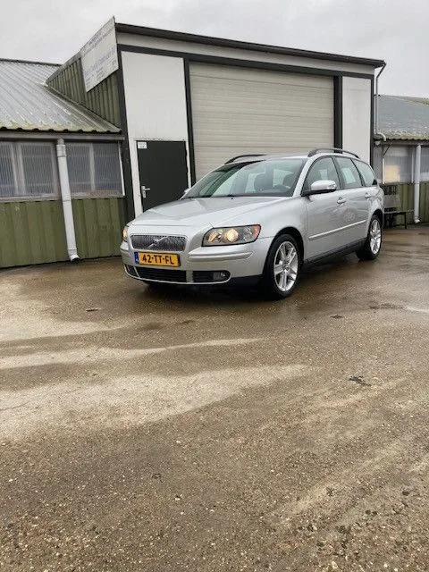 Volvo V50 (2007) — foto 1