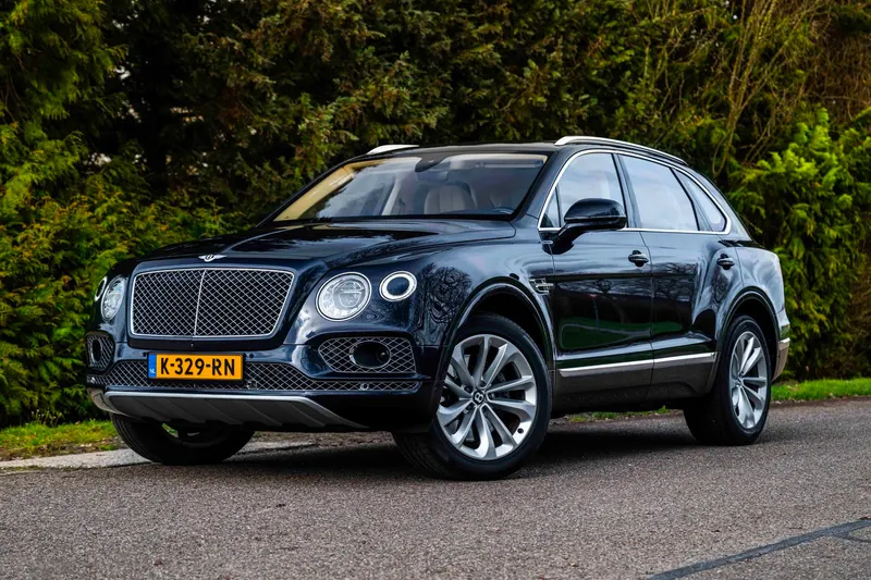 Bentley Bentayga (2016)