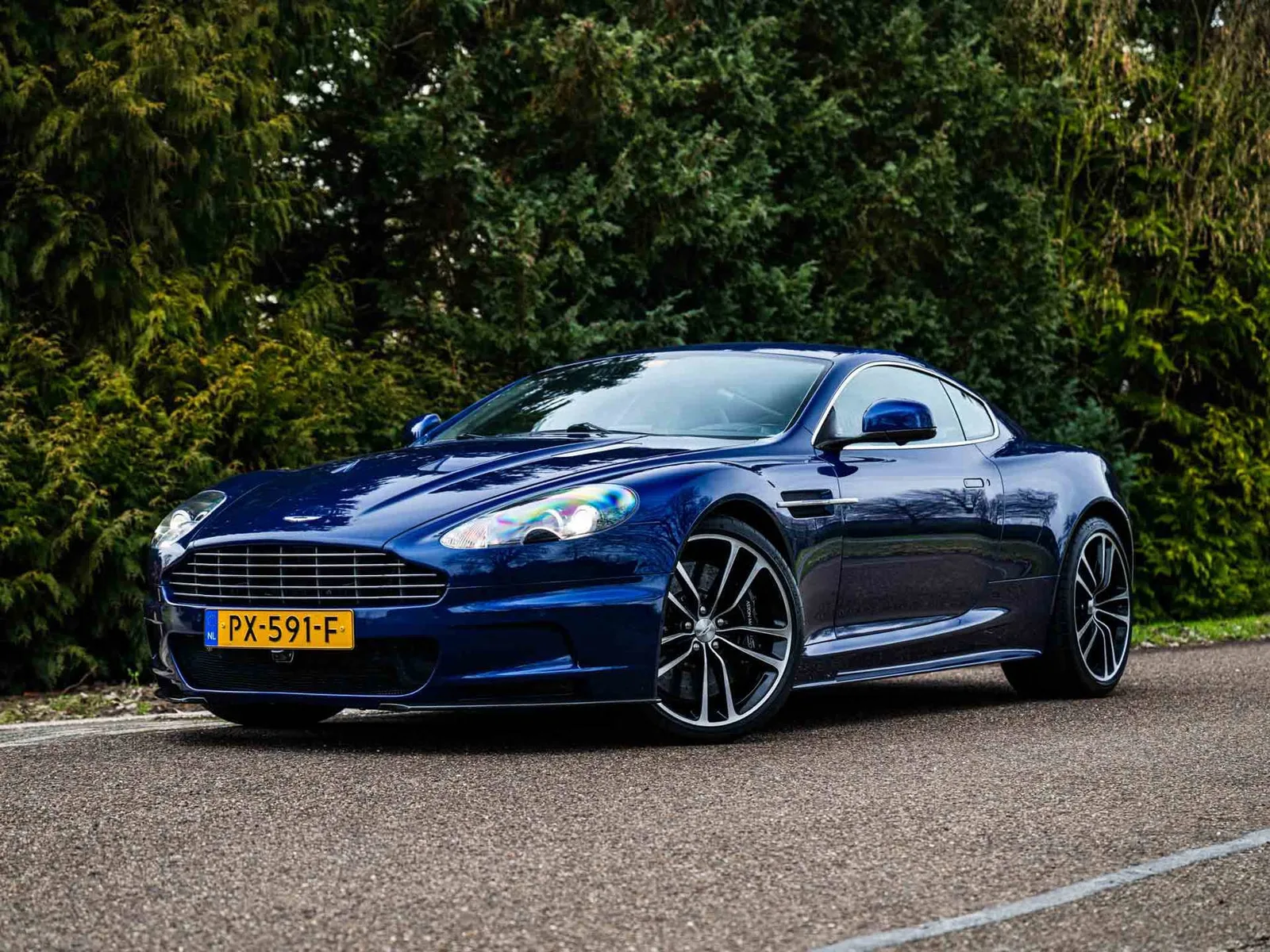 Aston Martin DBS (2010) — foto 1