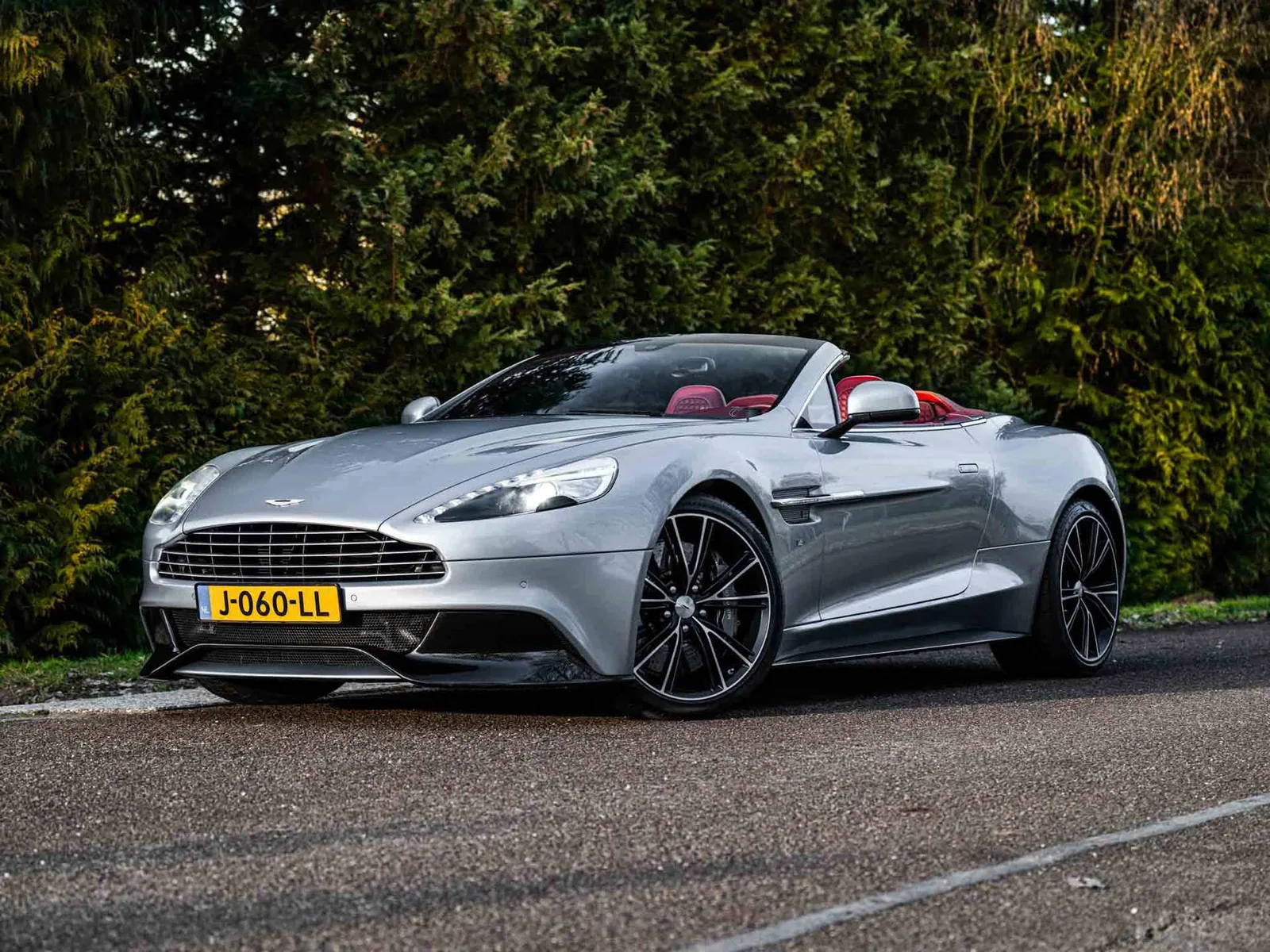Aston Martin Vanquish (2013) — foto 1