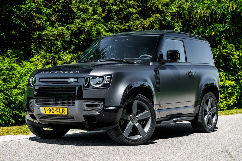 Land Rover Defender (2024)