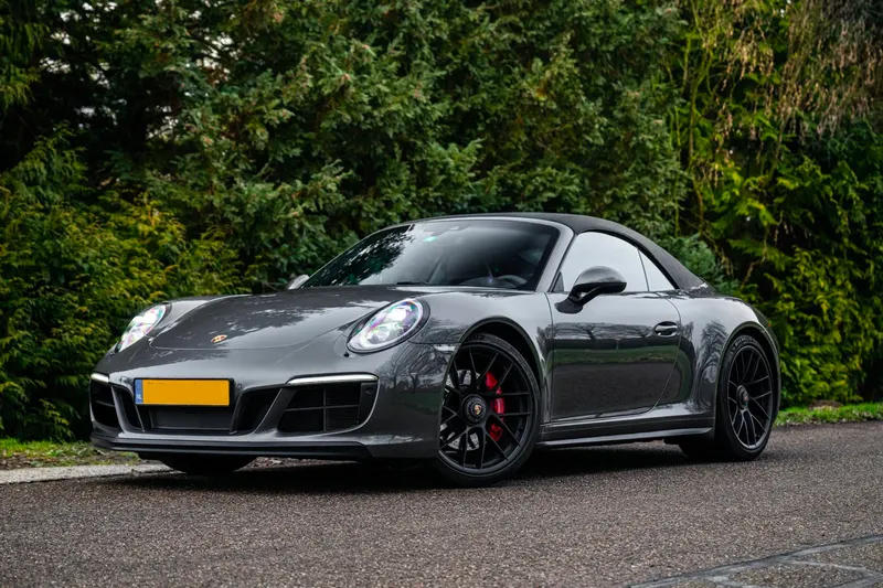 Porsche 911 (2018)