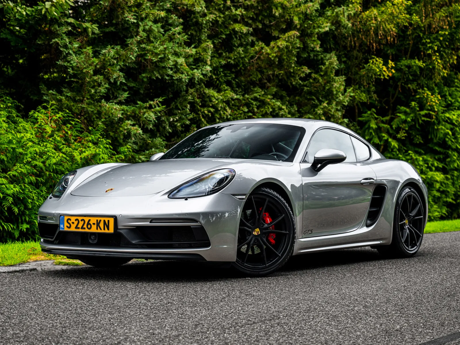 Porsche 718 Cayman (2018) — foto 1