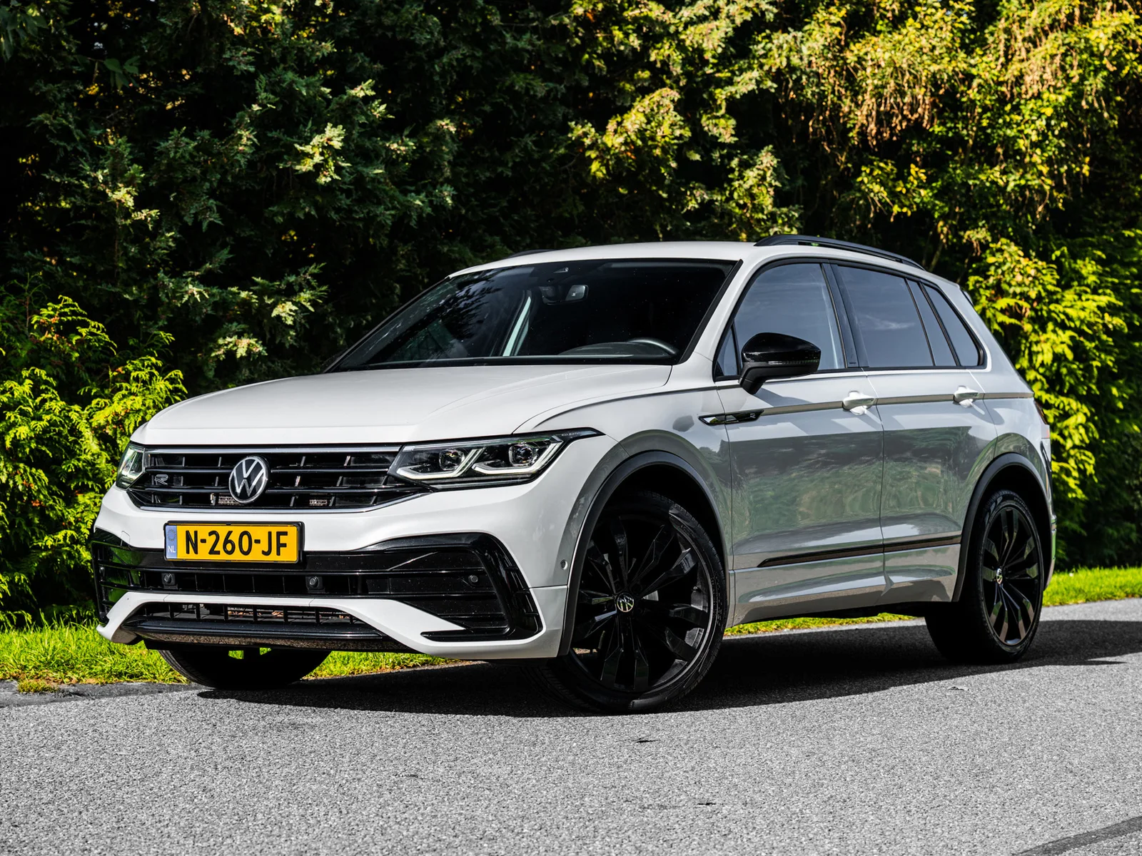Volkswagen Tiguan (2021) — foto 1