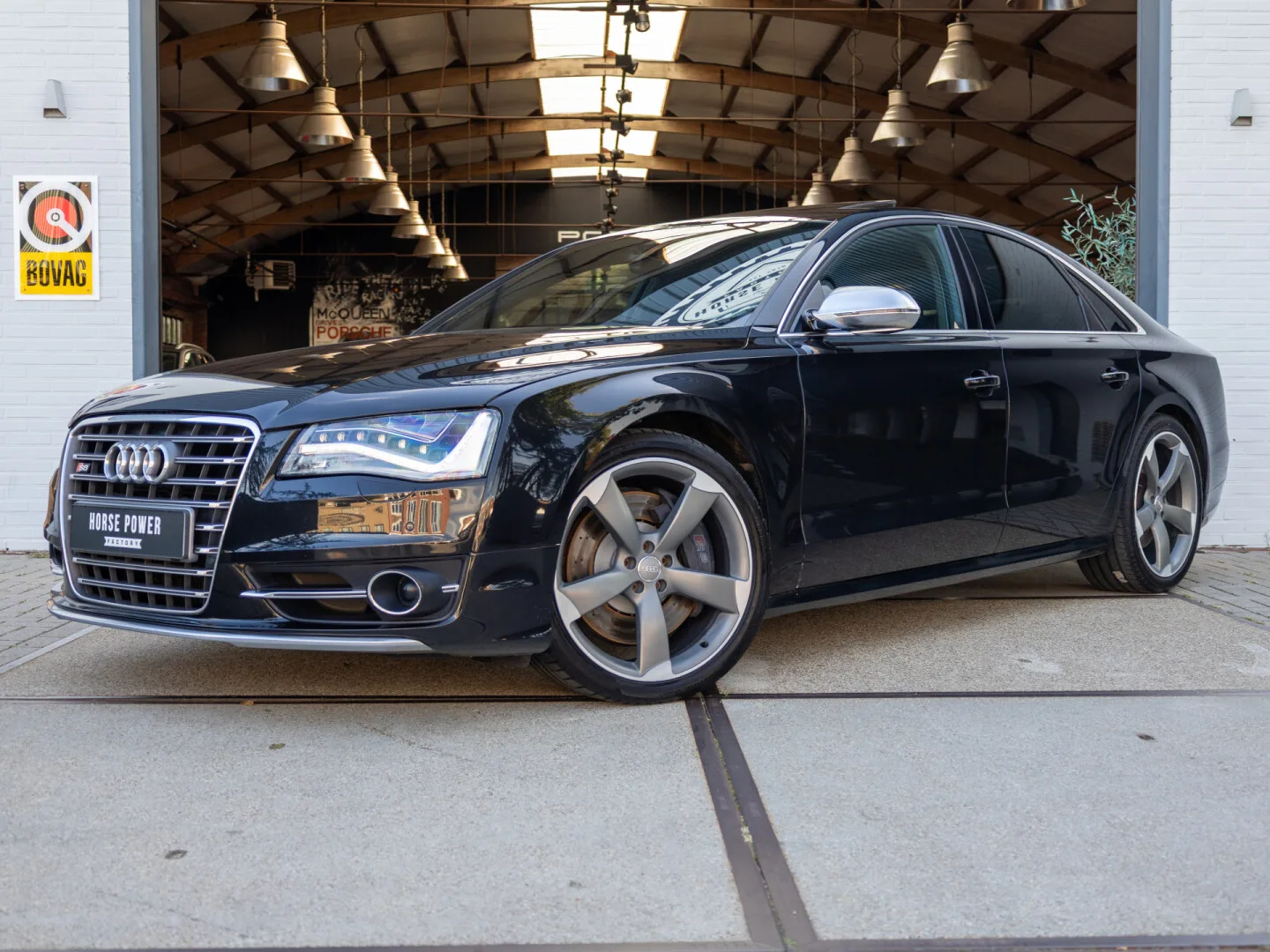 Audi S8 (2012) — foto 1