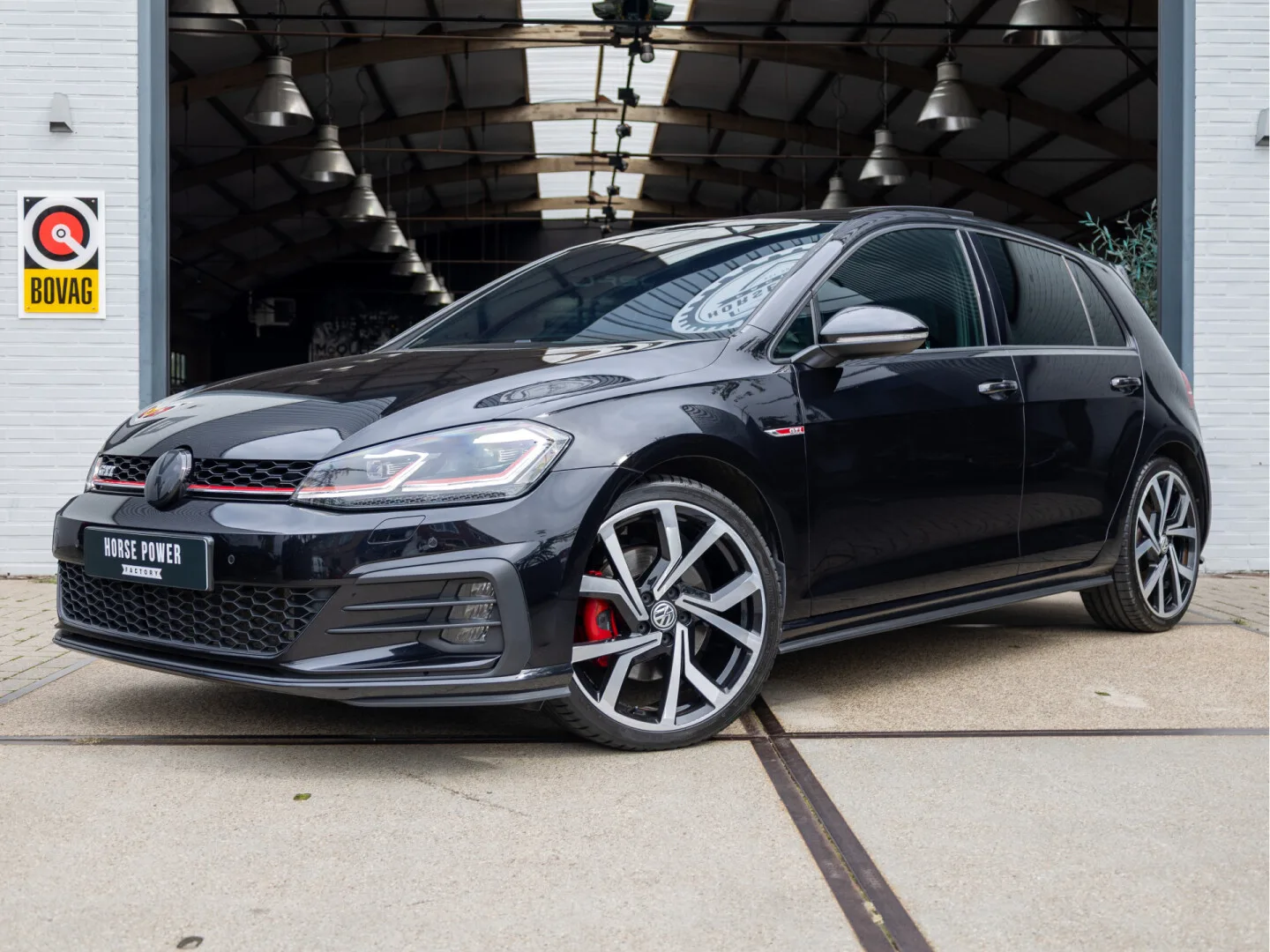 Volkswagen Golf (2017) — foto 1