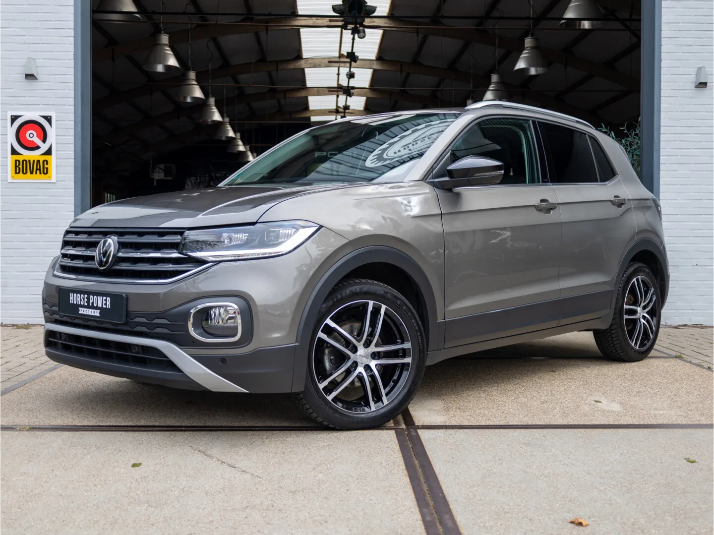 Volkswagen T-Cross (2020) — foto 1