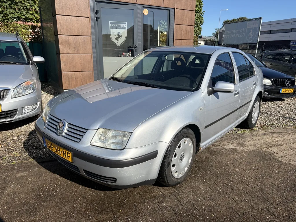 Volkswagen Bora (2002) — foto 1