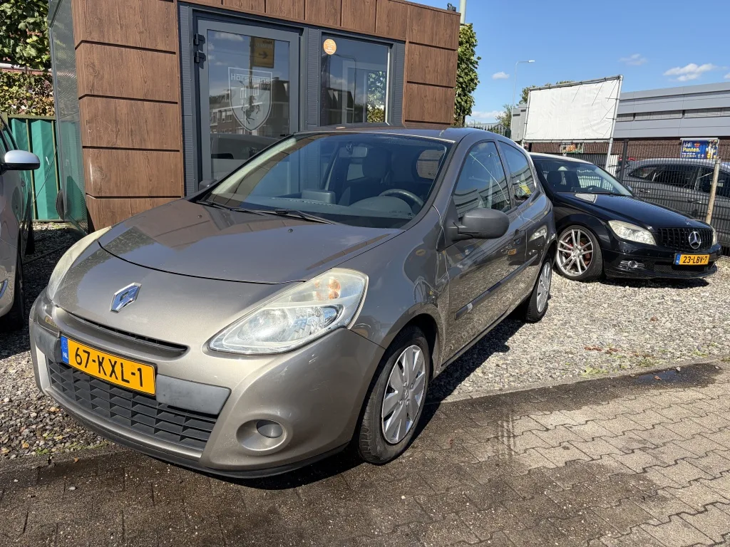 Renault Clio (2010) — foto 1
