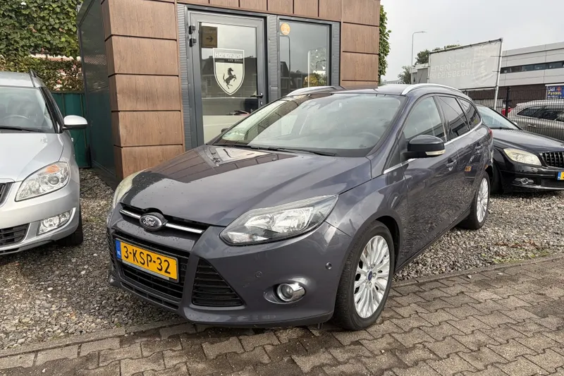 Ford Focus (2012)