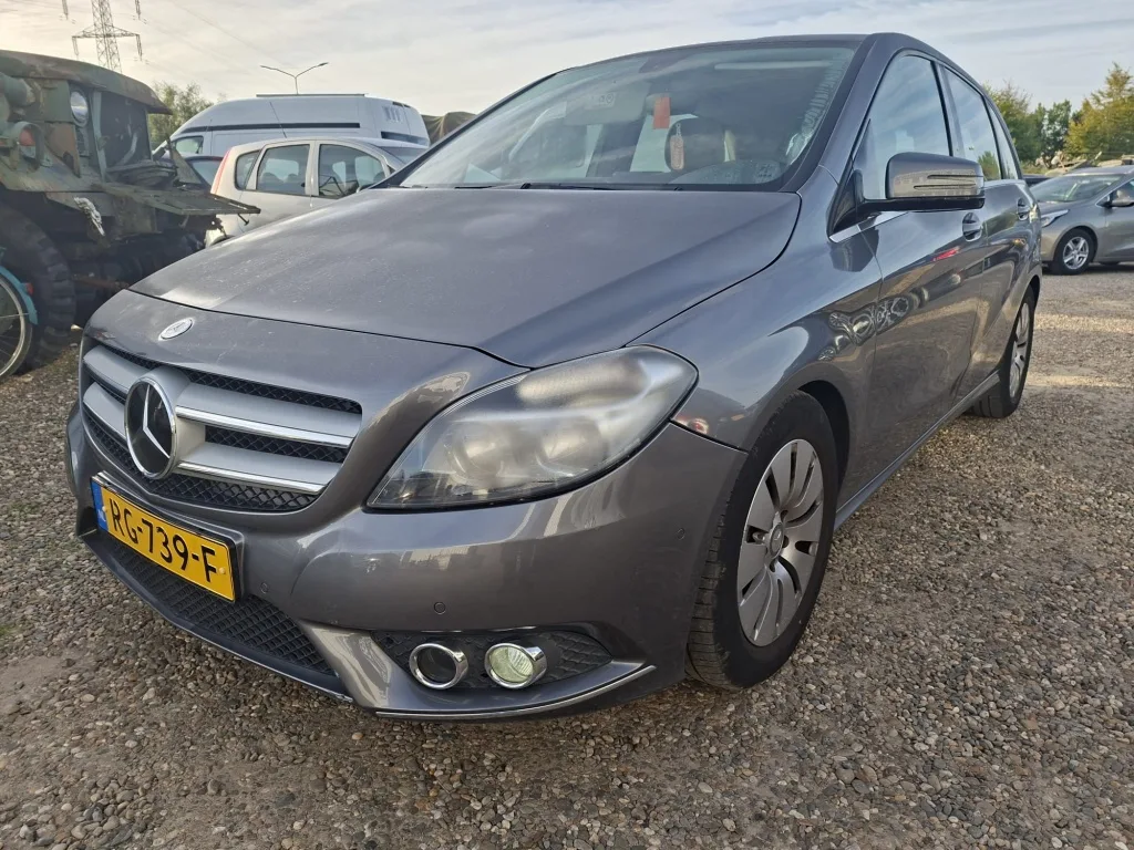 Mercedes-Benz B-Klasse (2013) — foto 1