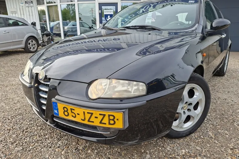 Alfa Romeo 147 (2002)