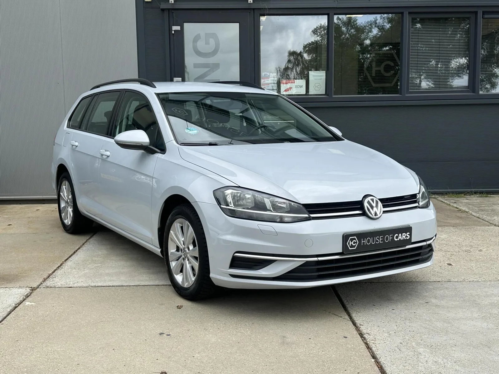 Volkswagen Golf (2017) — foto 1