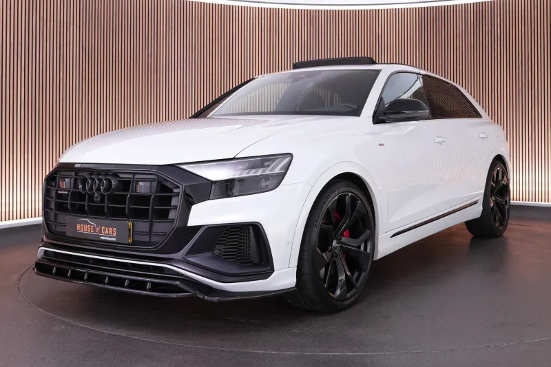 Audi Q8 (2021)