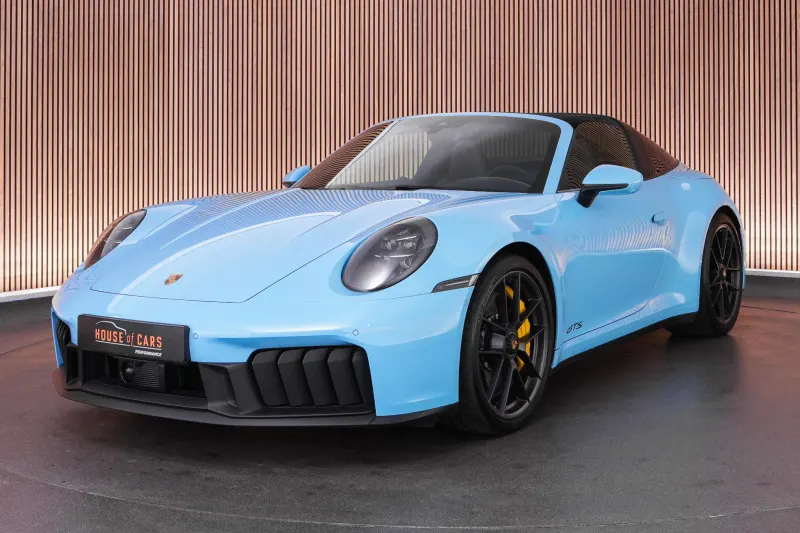 Porsche 911 (2025)