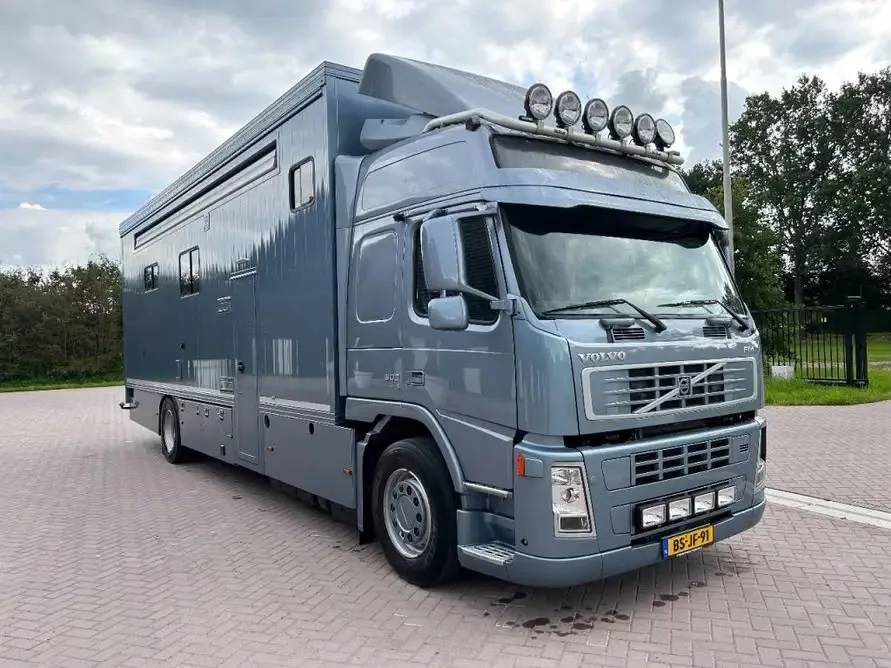 Volvo FM (2006) — foto 1