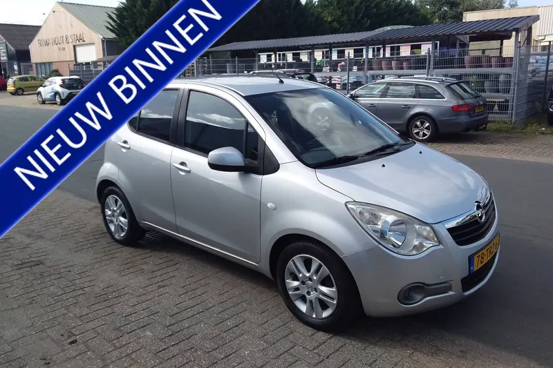 Opel Agila (2012)