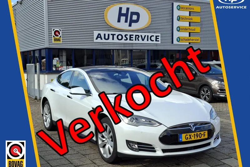 Tesla Model S (2015)