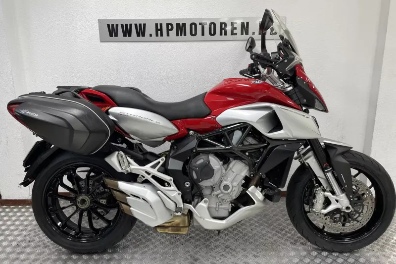 MV Agusta Stradale (2016)