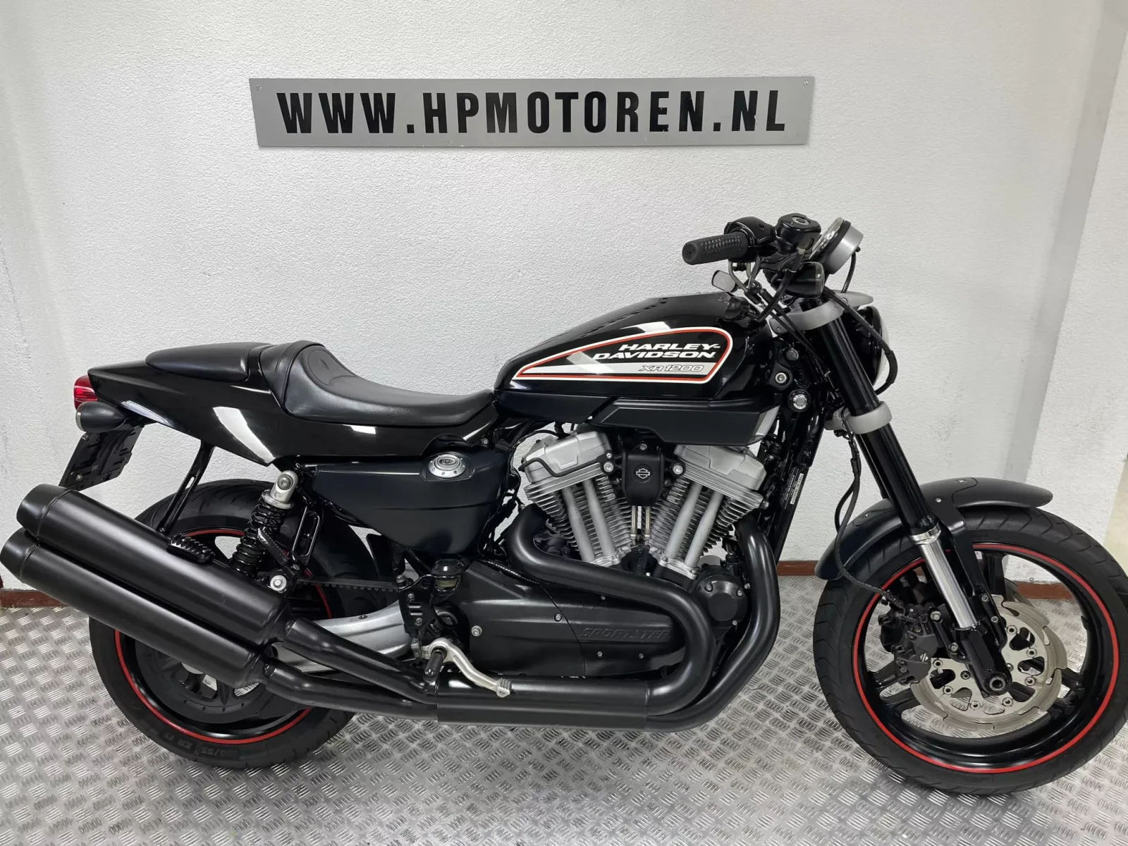 Harley-Davidson XR 1200 (2008) — foto 1