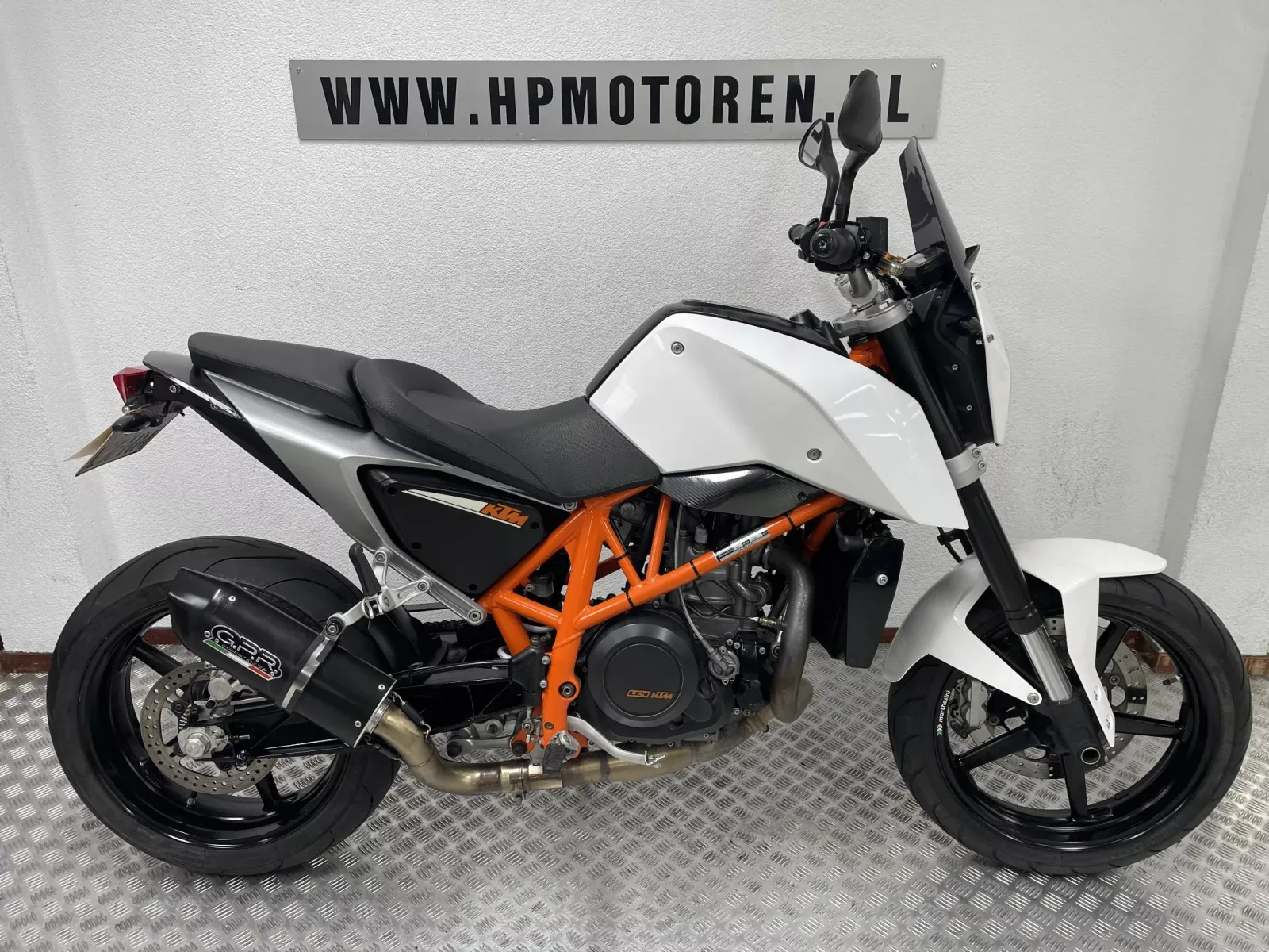 KTM 690 Duke (2012) — foto 1