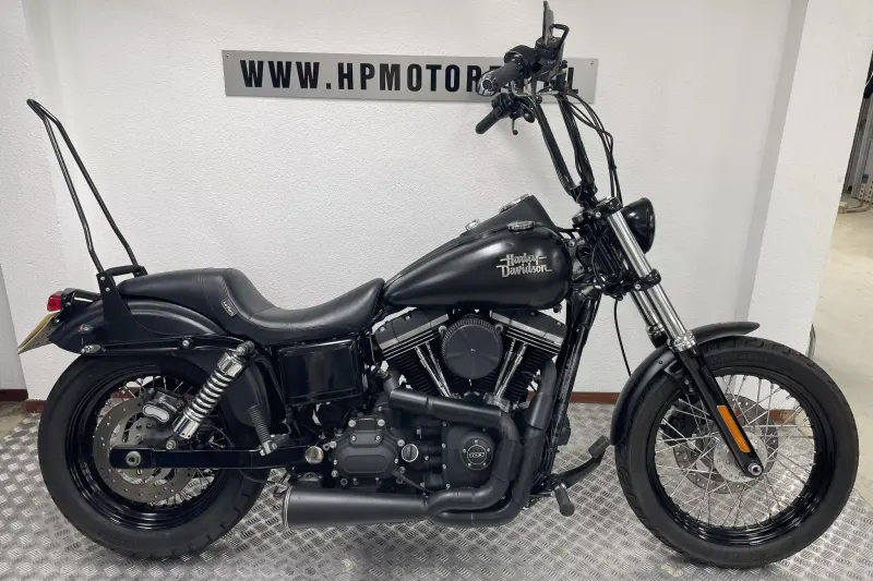 Harley-Davidson Dyna Street BOB (2015)