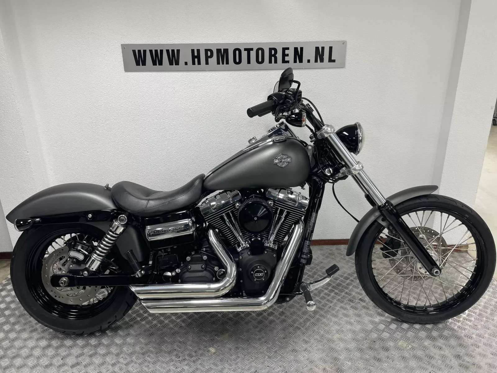 Harley-Davidson Dyna Wide Glide (2014) — foto 1