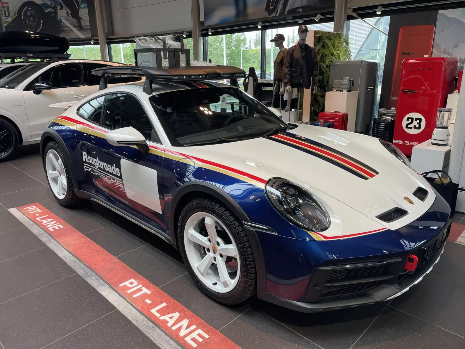 Porsche 911 (2023) — foto 1