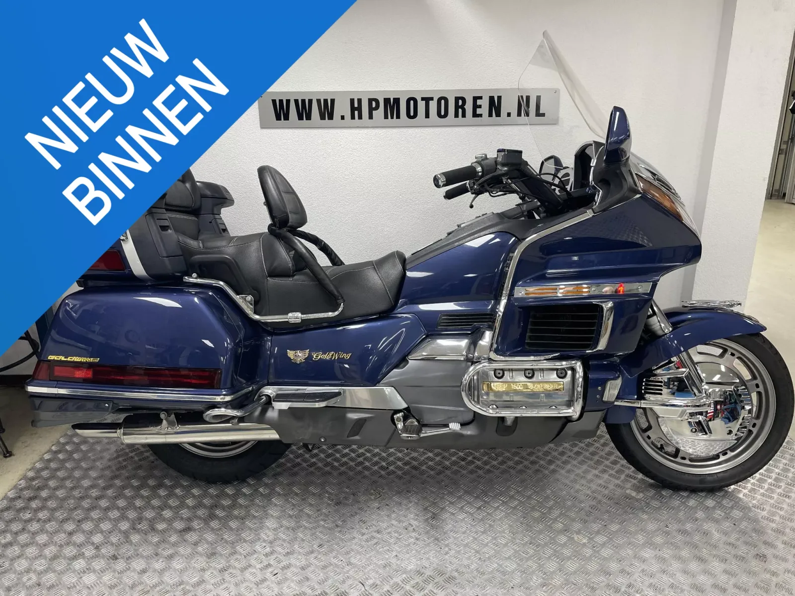 Honda GL (1988) — foto 1