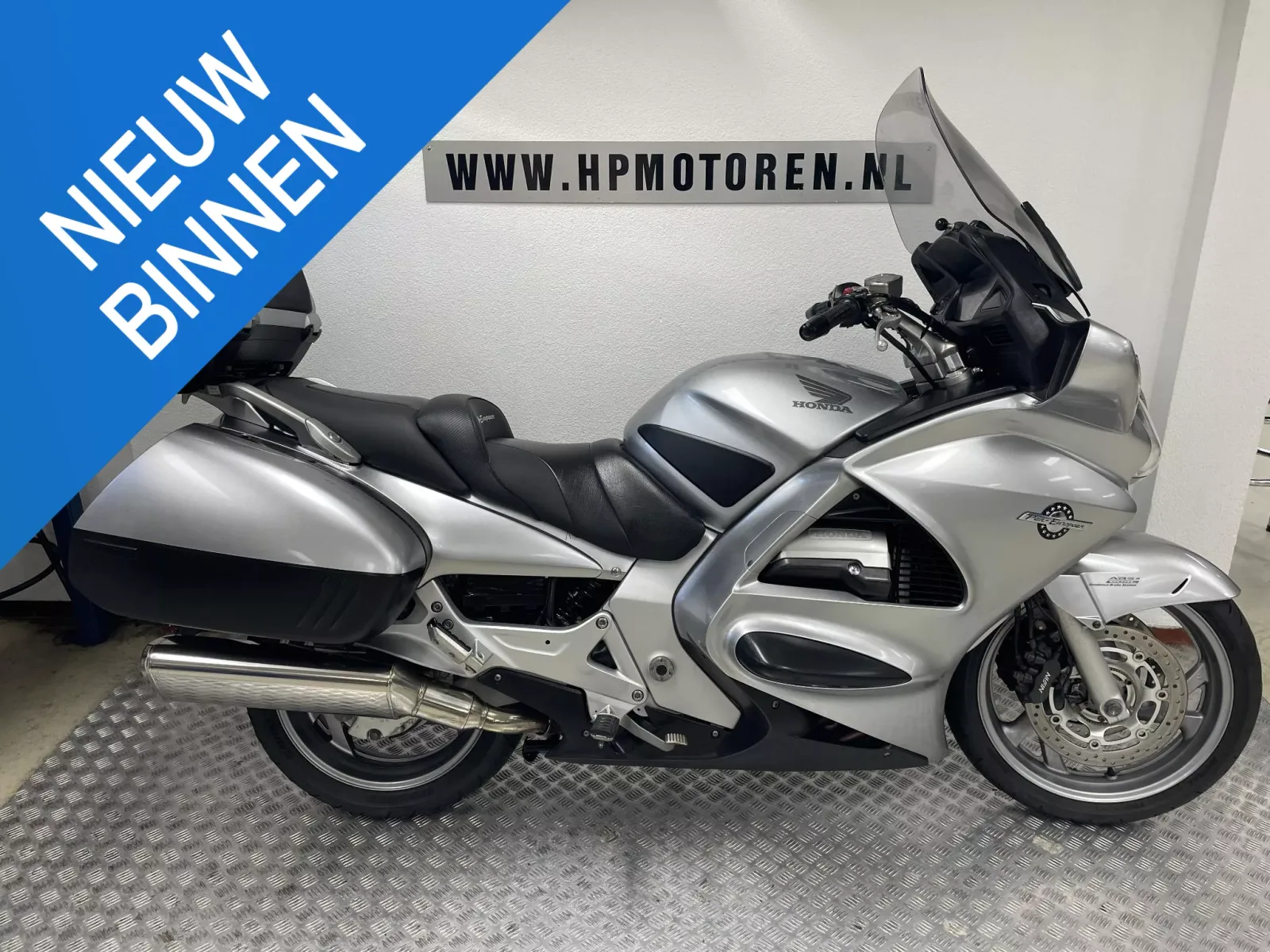 Honda ST 1300 Pan European (2006) — foto 1
