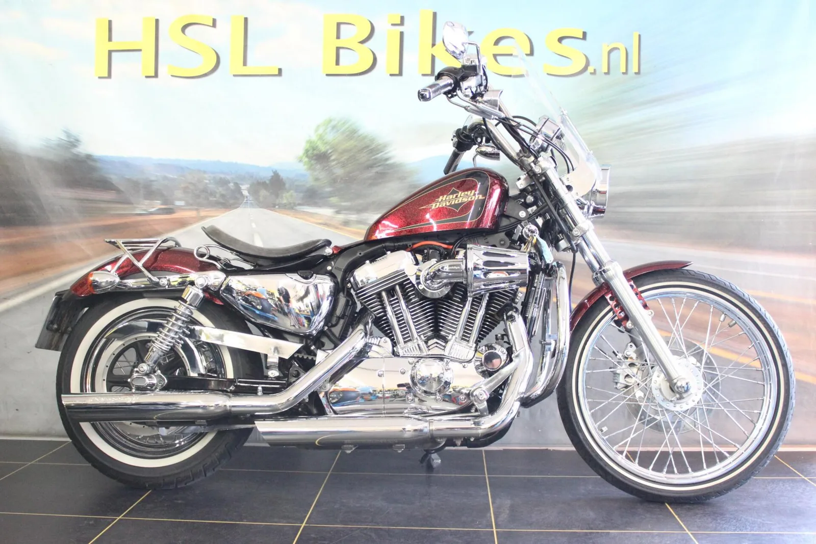 Harley-Davidson XL 1200 V Seventy-two (2012) — foto 1