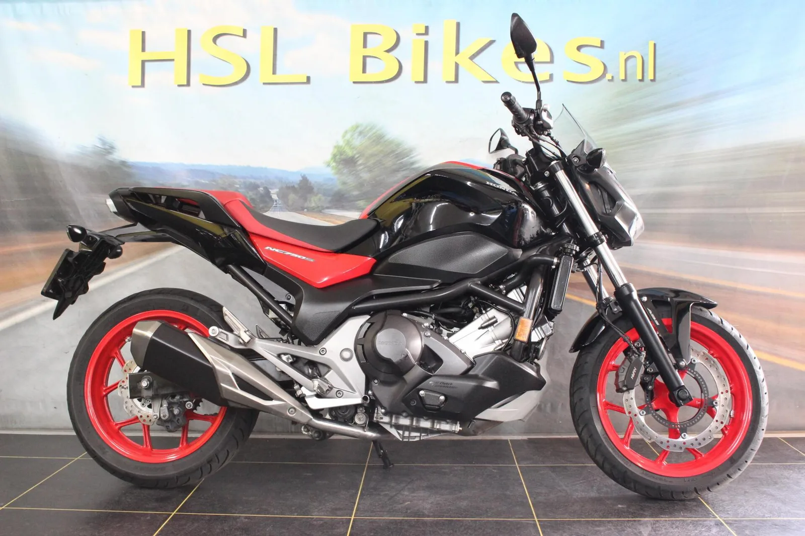 Honda NC 750 S (2017) — foto 1