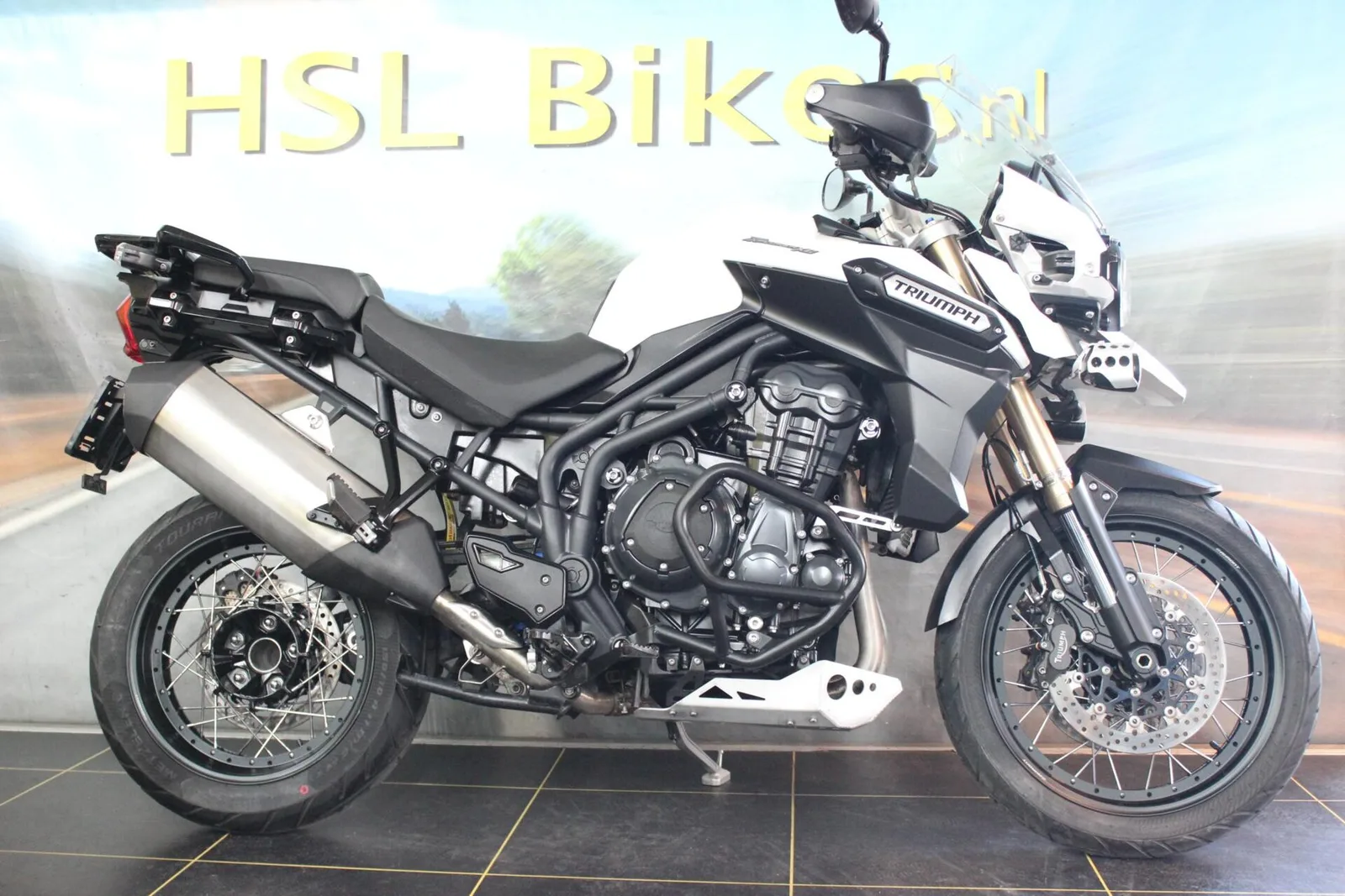 Triumph Tiger 1200 Explorer XC (2015) — foto 1