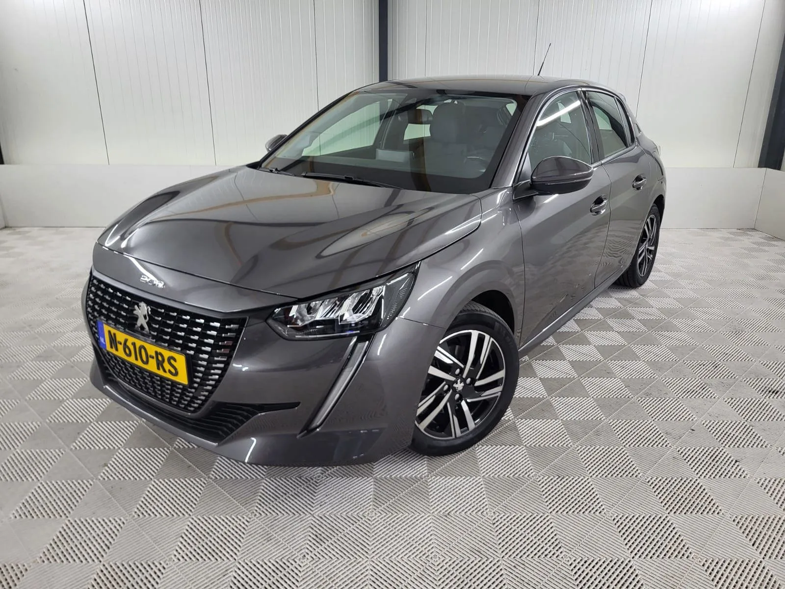 Peugeot 208 (2020) — foto 1