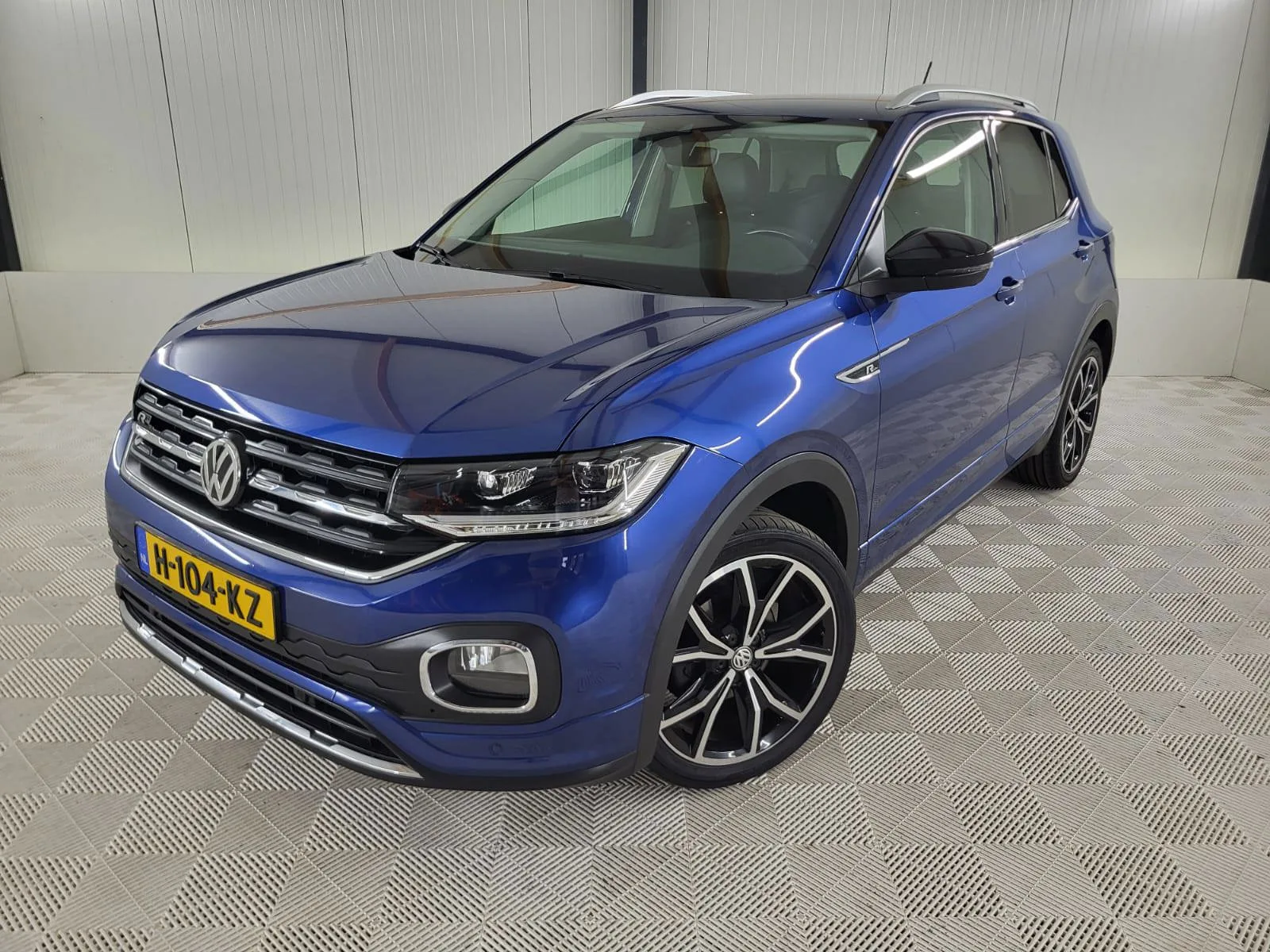 Volkswagen T-Cross (2020) — foto 1