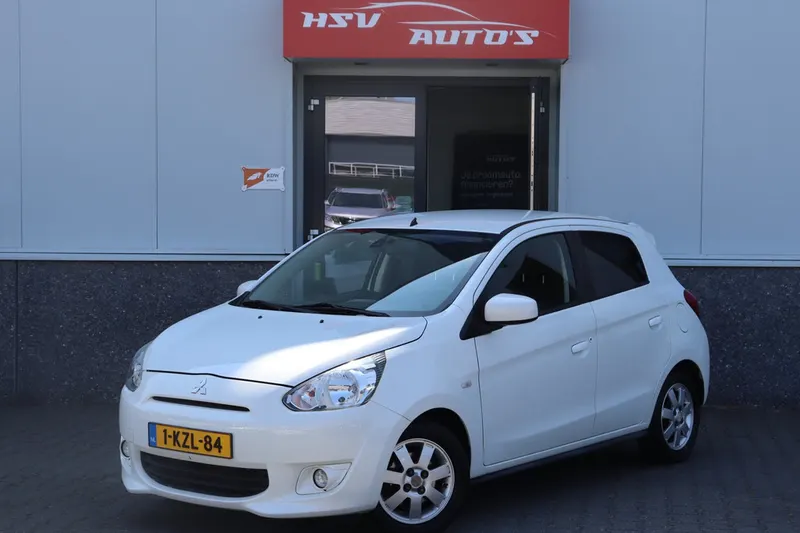 Mitsubishi Space Star (2013)