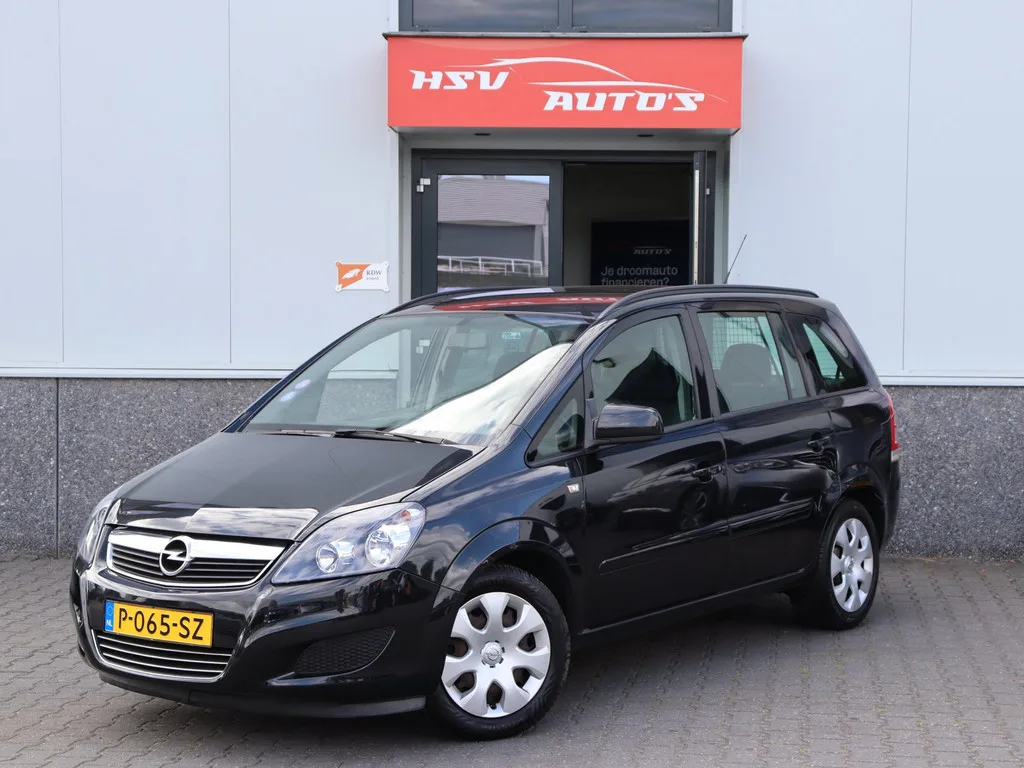 Opel Zafira (2015) — foto 1