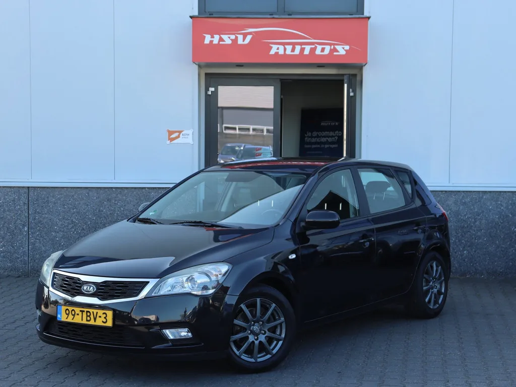 Kia Ceed (2012) — foto 1