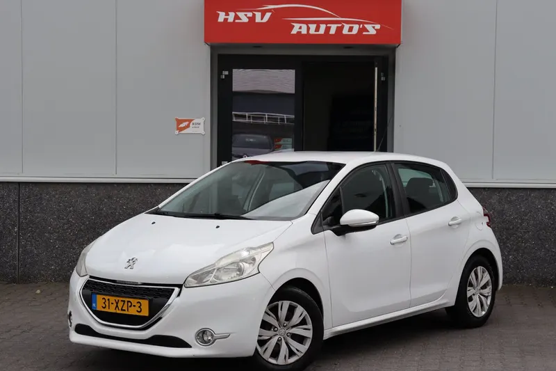 Peugeot 208 (2012)
