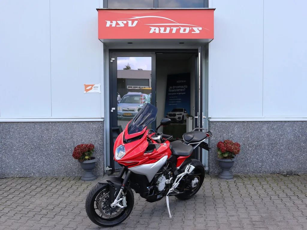 MV Agusta Turismo Veloce 800 (2015) — foto 1