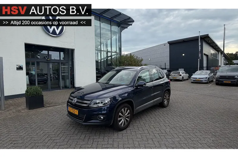 Volkswagen Tiguan (2012)