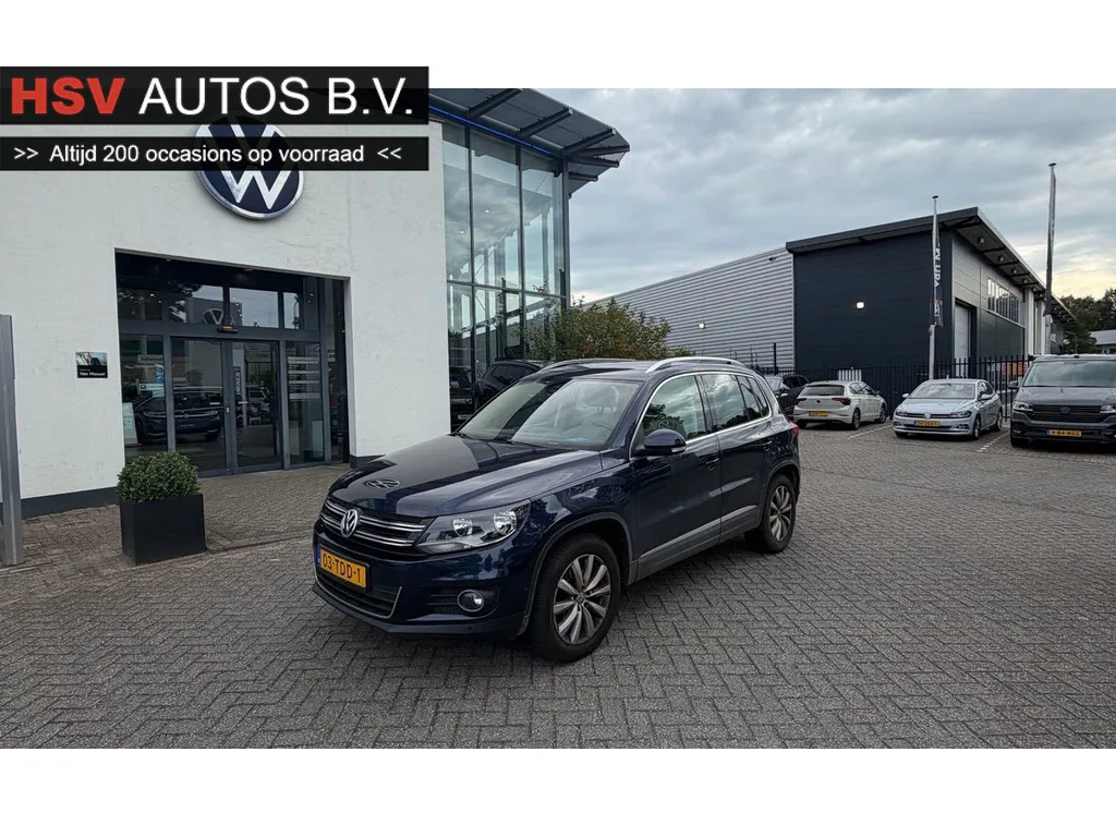 Volkswagen Tiguan (2012) — foto 1