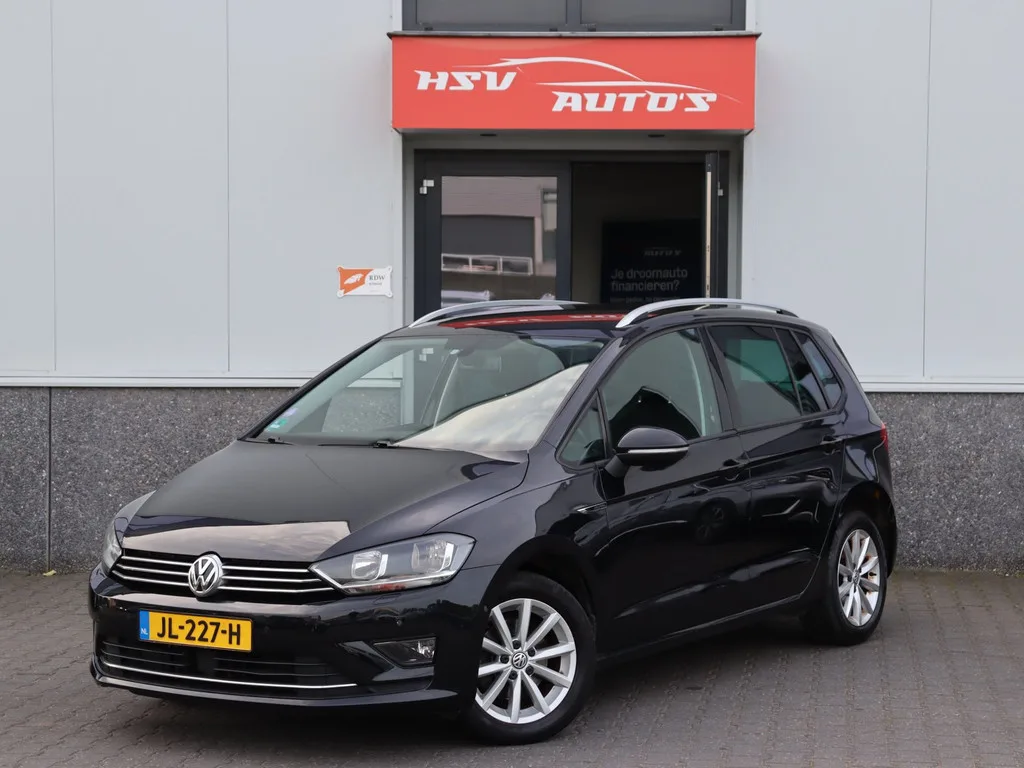Volkswagen Golf Sportsvan (2015) — foto 1