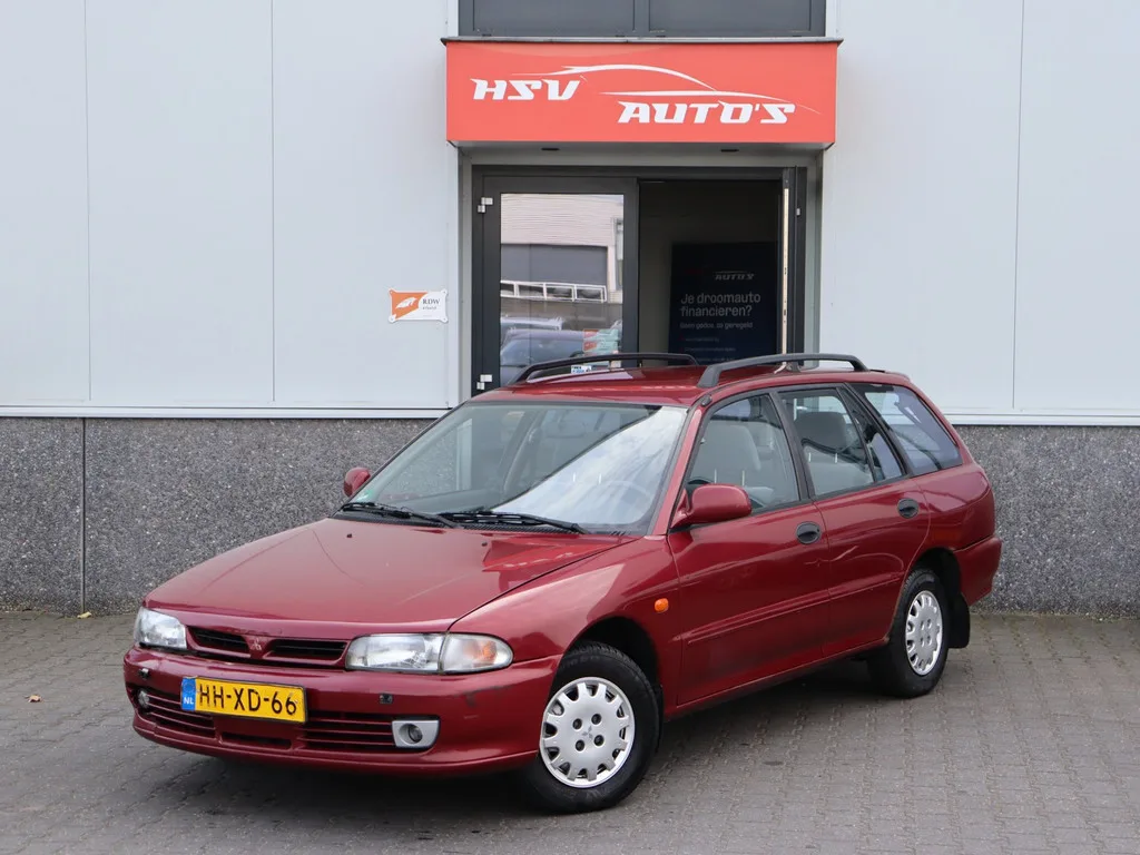 Mitsubishi Lancer (1994) — foto 1