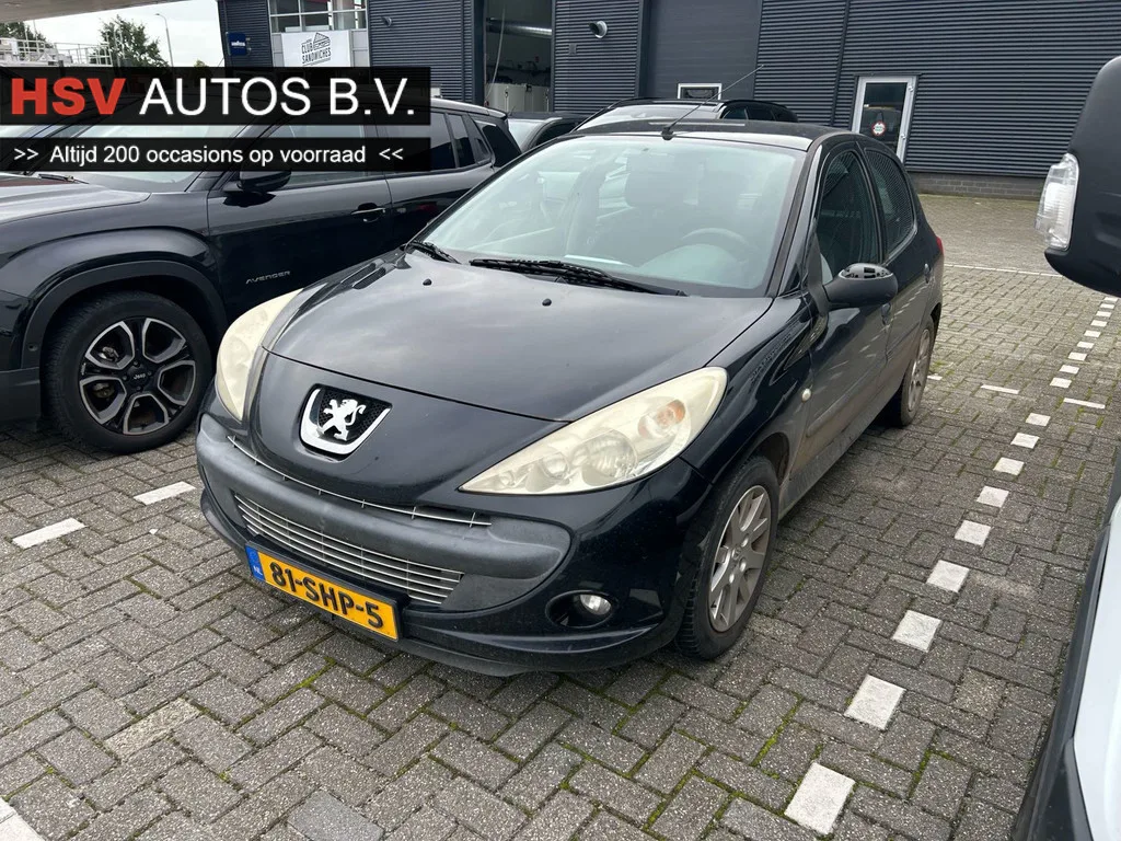 Peugeot 206+ (2011) — foto 1