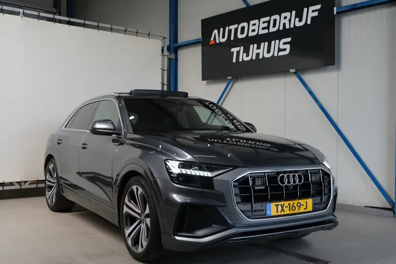 Audi Q8 (2018)