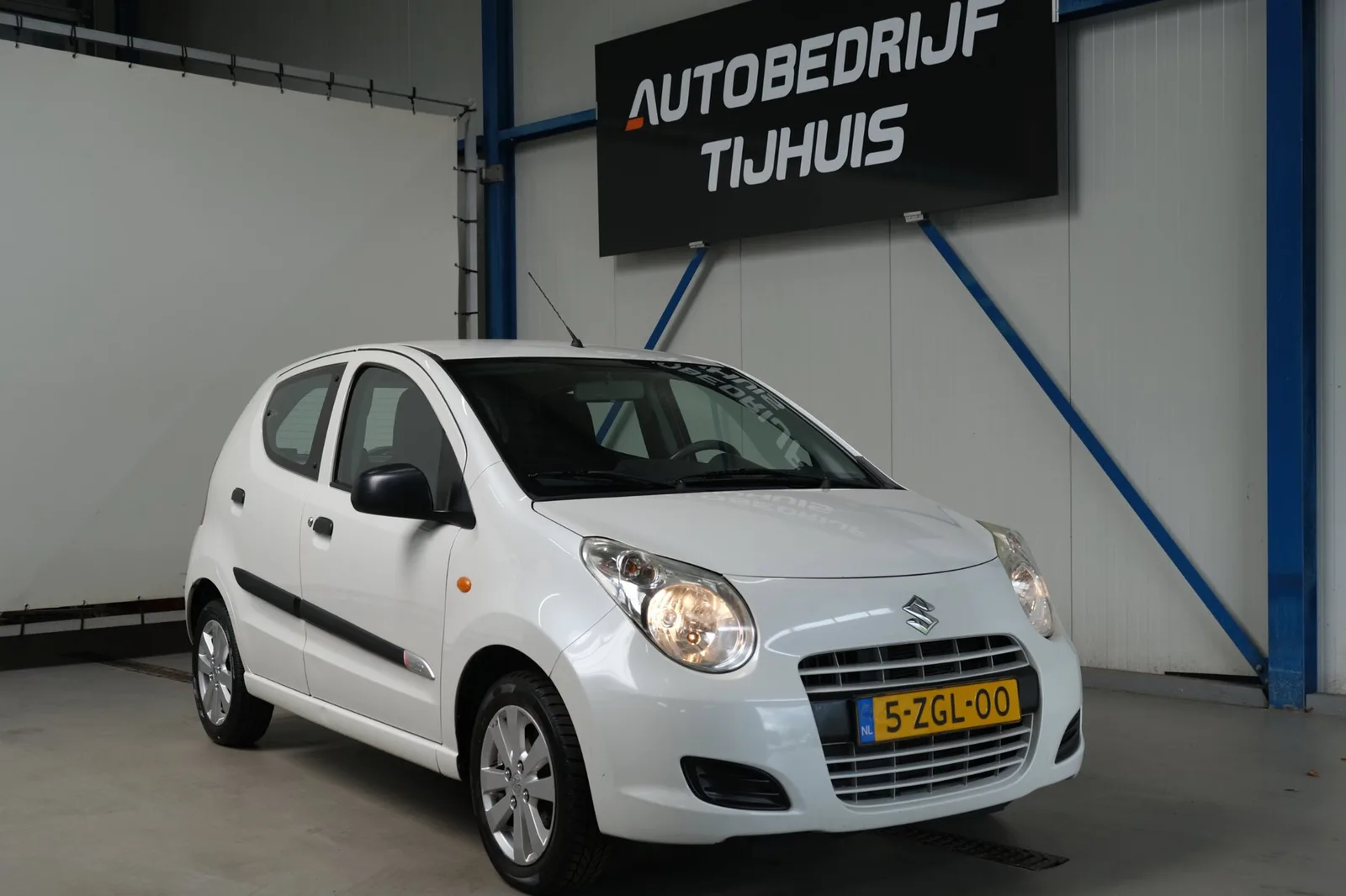 Suzuki Alto (2015) — foto 1