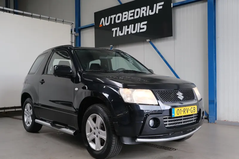 Suzuki Grand Vitara (2005)