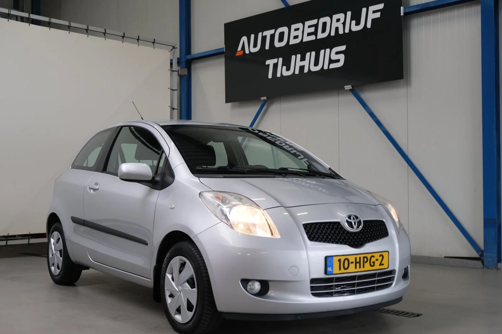 Toyota Yaris (2009) — foto 1
