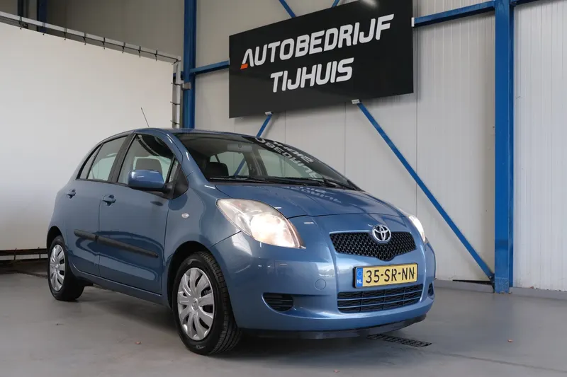 Toyota Yaris (2006)